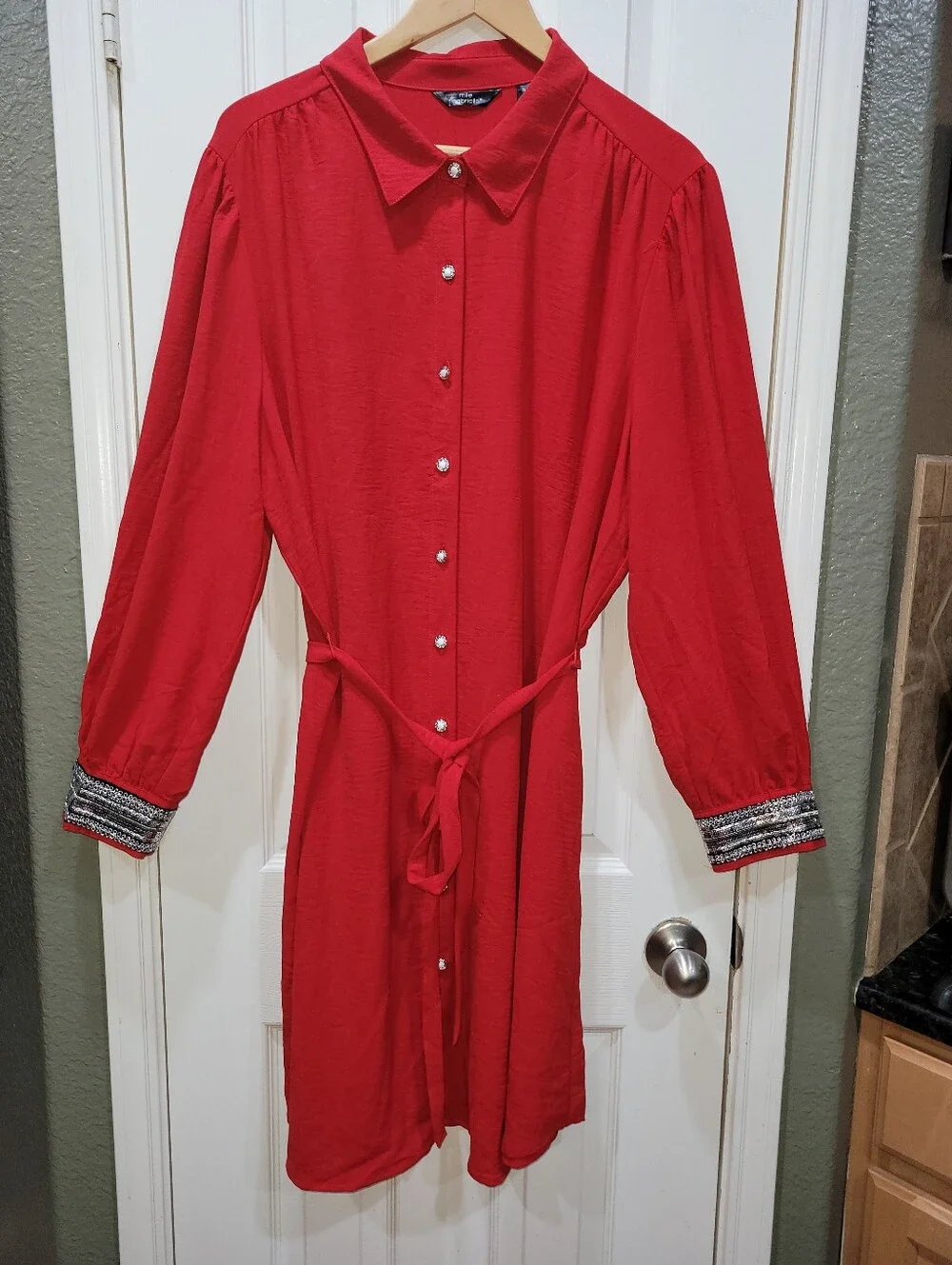 Mlle Gabrielle NWT Red Button Front Midi Dress 2X Embellished Cuffs